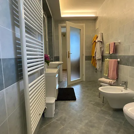 Relief Bed & Breakfast 3*